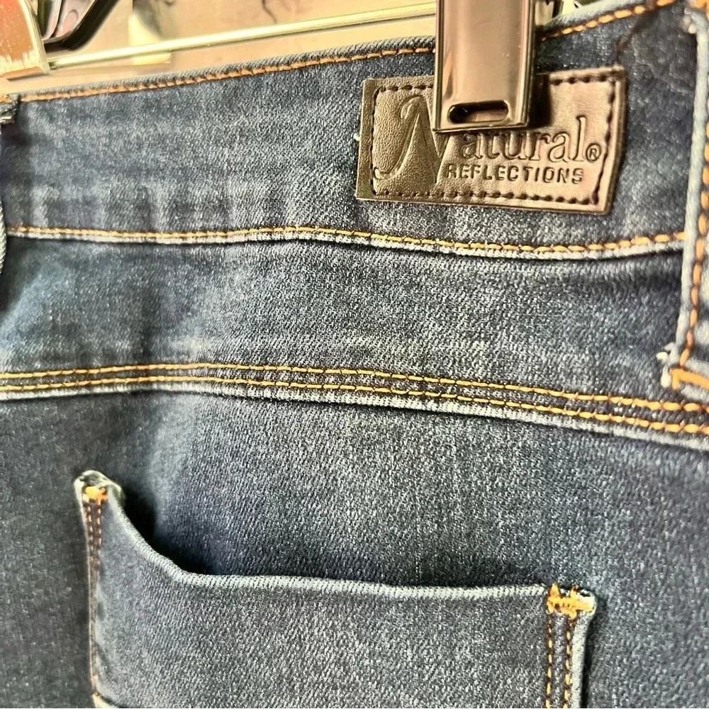 Natural Reflections Women’s Ankle Skinny Distressed Denim Jeans Raw‎ Hem Size 8